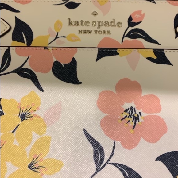 ♠️💐 kate spade Lily Blooms Printed Staci Floral Medium Satchel Bag, Cream - Picture 6 of 12